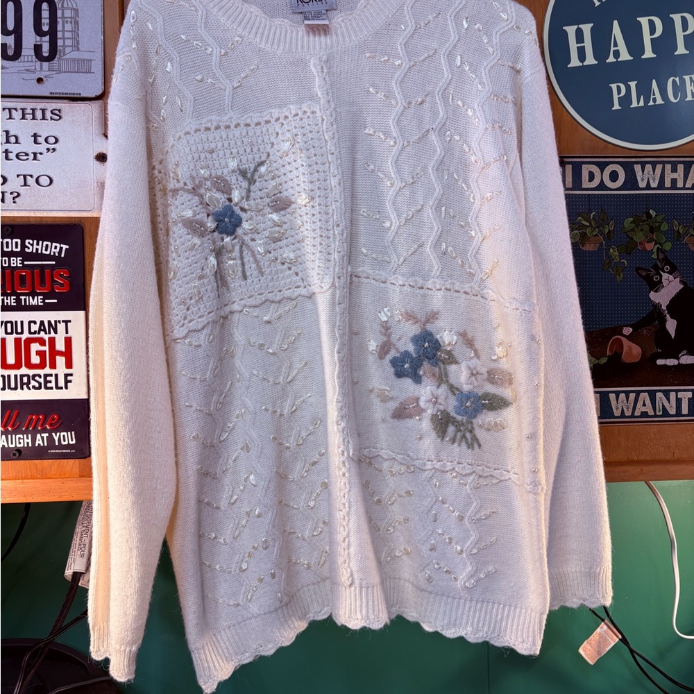 Koret White Sweater with Blue and Tan Floral Design Ribbon and Beads